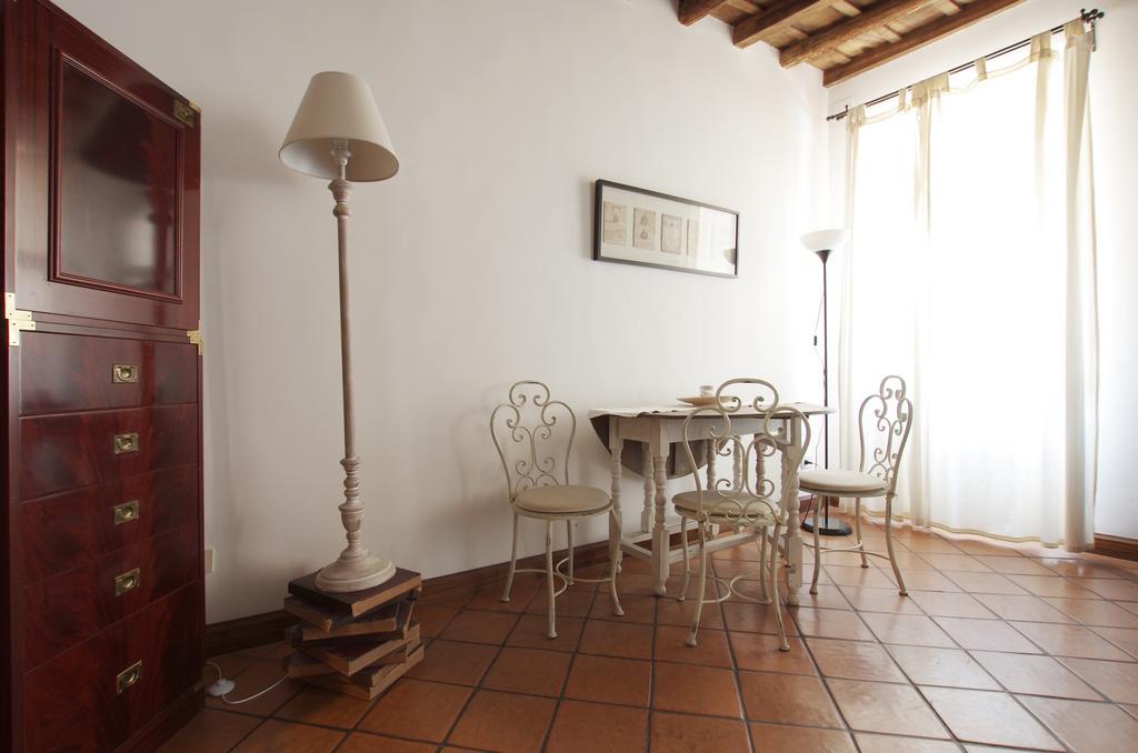 Vacanze Romane Centro Storico Trastevere Apartment Phòng bức ảnh